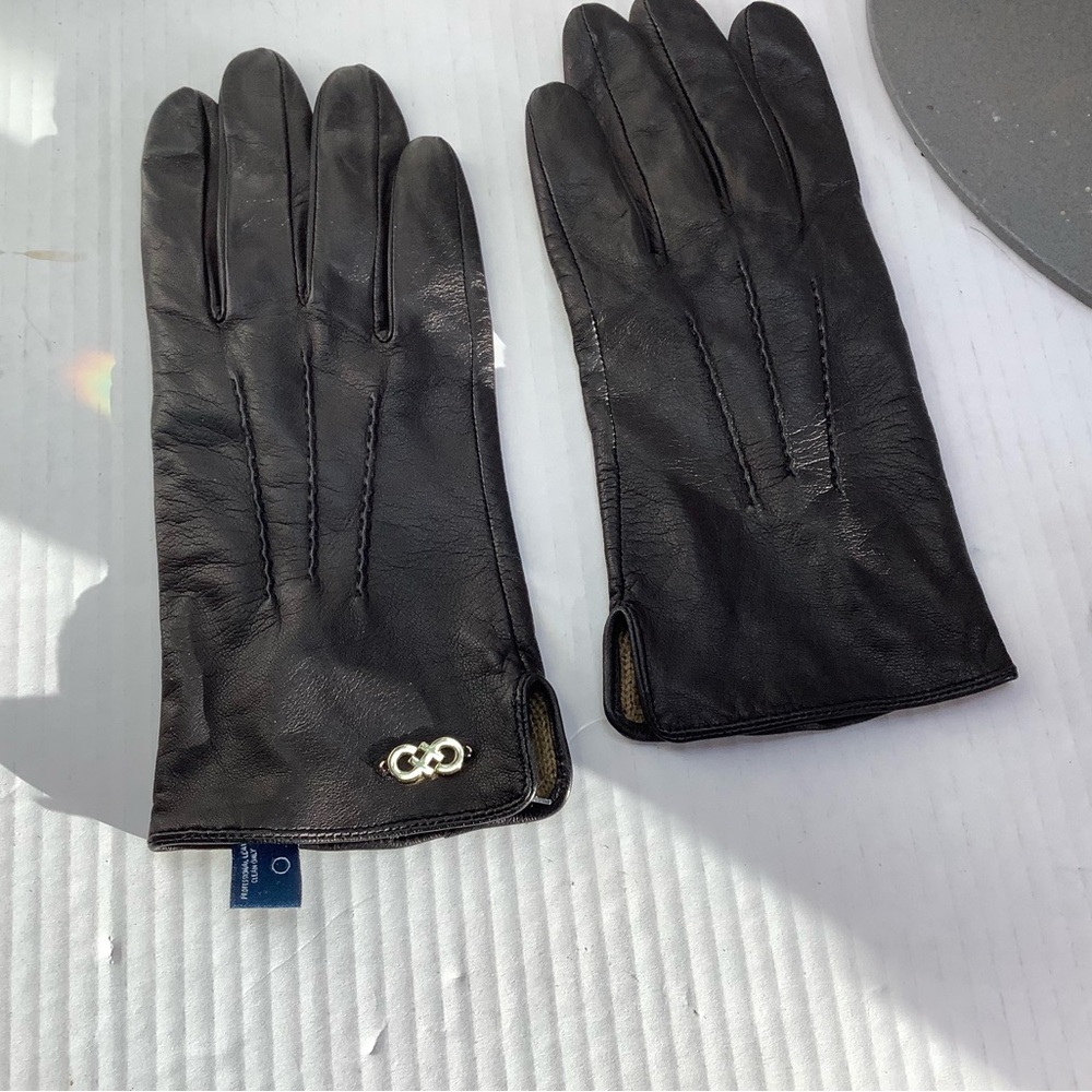Cole Haan Black Leather Gloves for Women size Large FS4